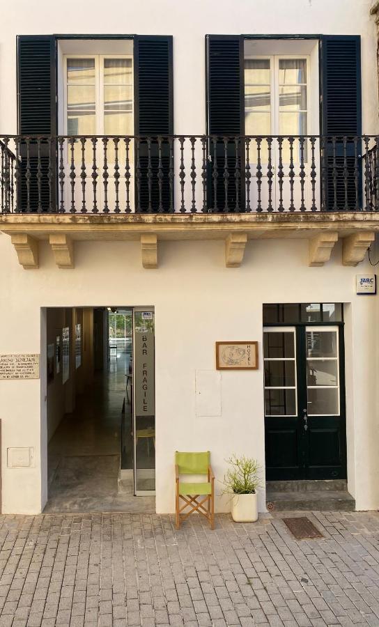Fragile Hotel Ciutadella  Dış mekan fotoğraf